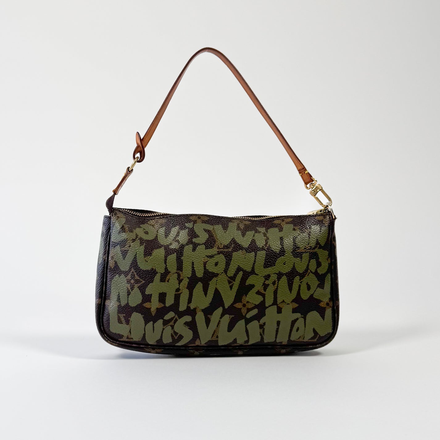 Louis Vuitton Graffiti Pochette