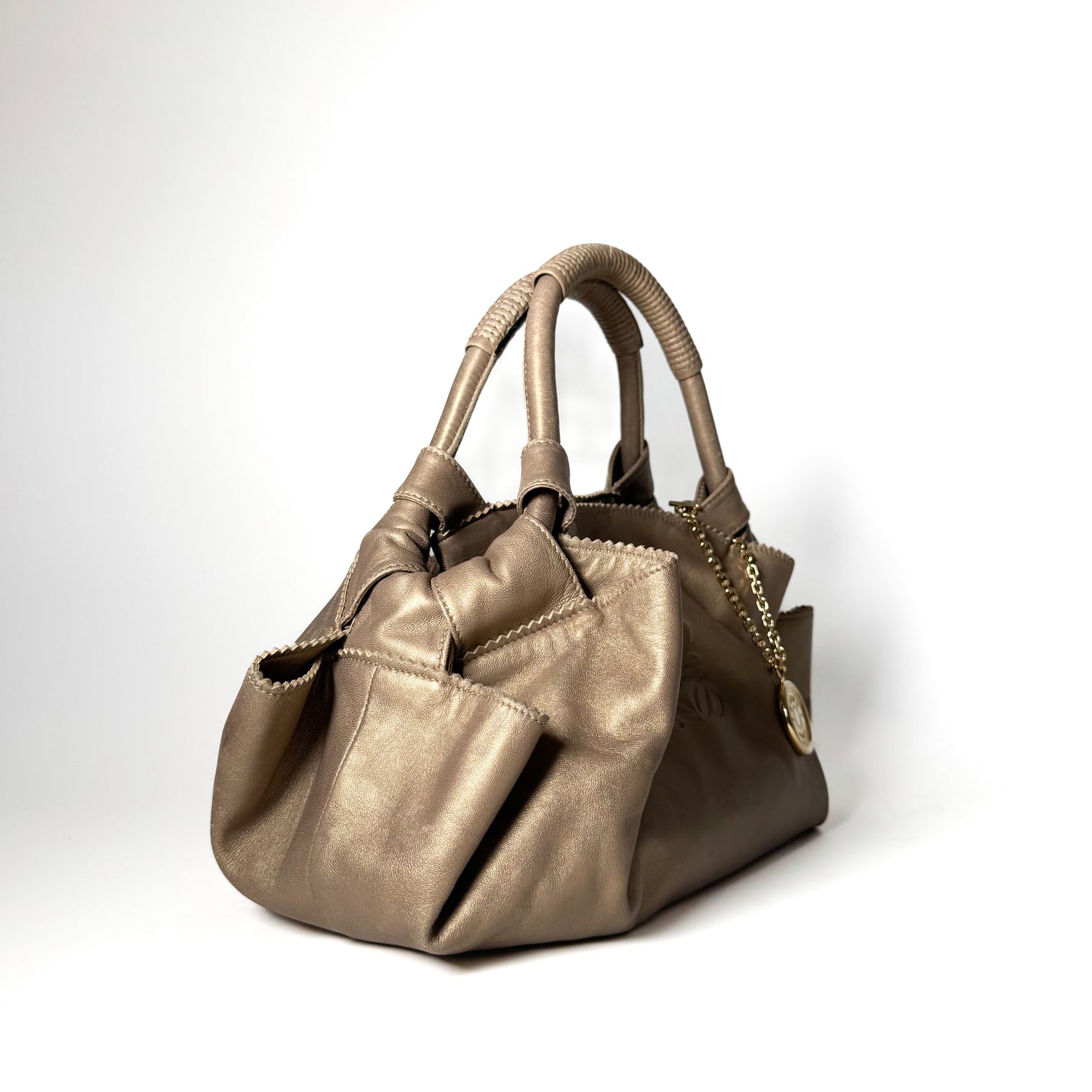Loewe Nappa Aire in Gold